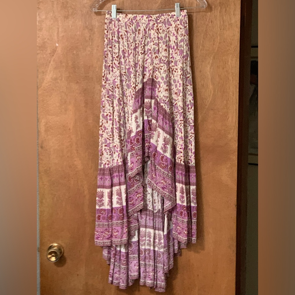 spell hi low skirt. Size small in pristine condition.